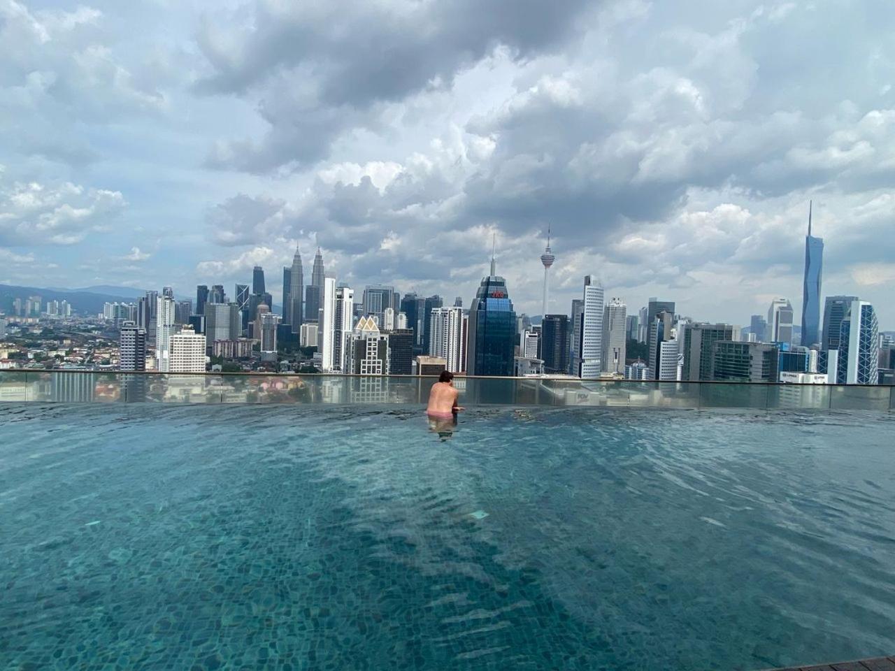 Skypool Kl Free Infinity Pool Over Asrama *